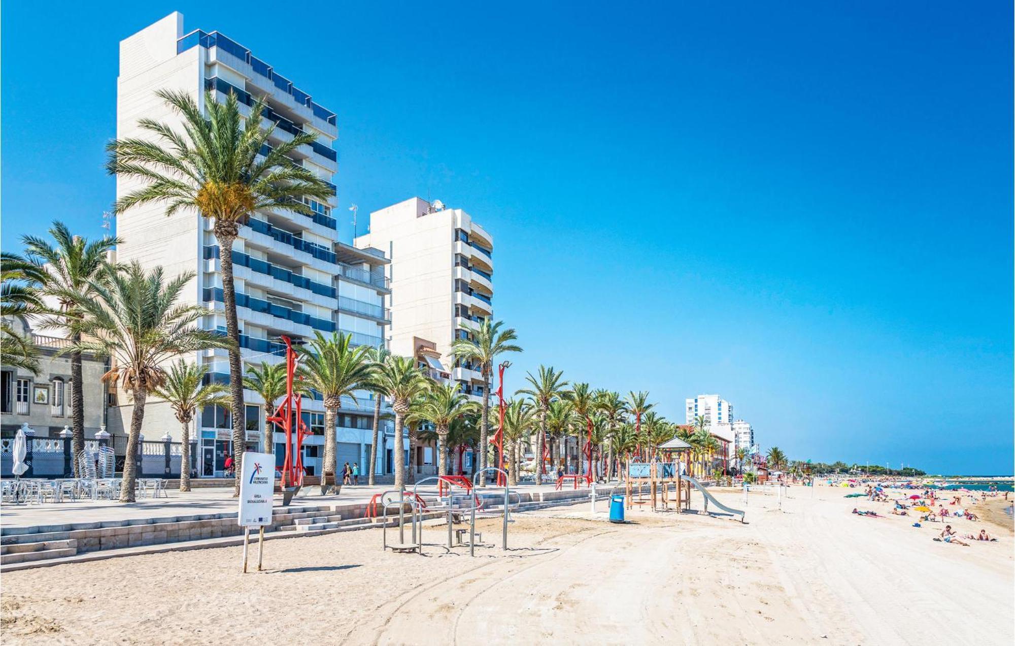 2 Bedroom Awesome Apartment In Vinaros Exterior photo